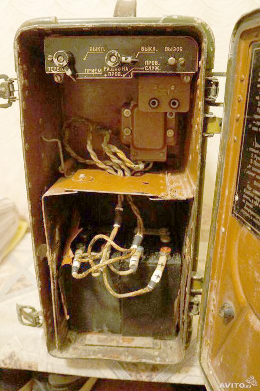 Отсек аккумуляторов радиостанции Р-109Д